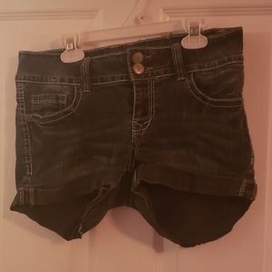 Trendy shorts